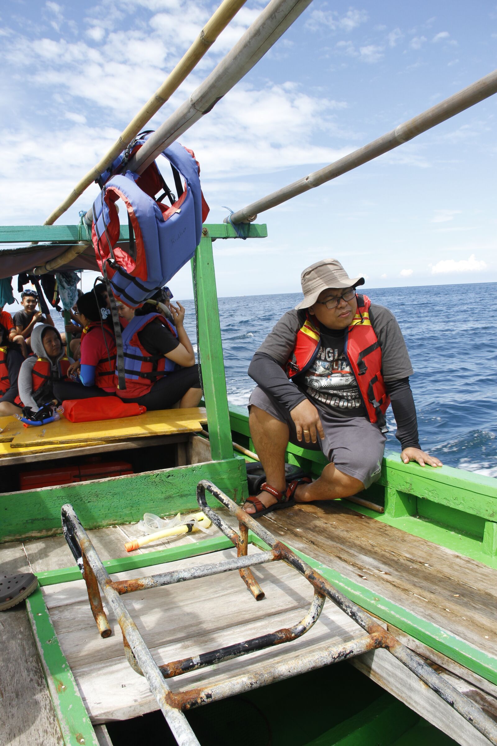 Canon EOS 7D sample photo. See, boat, nature photography