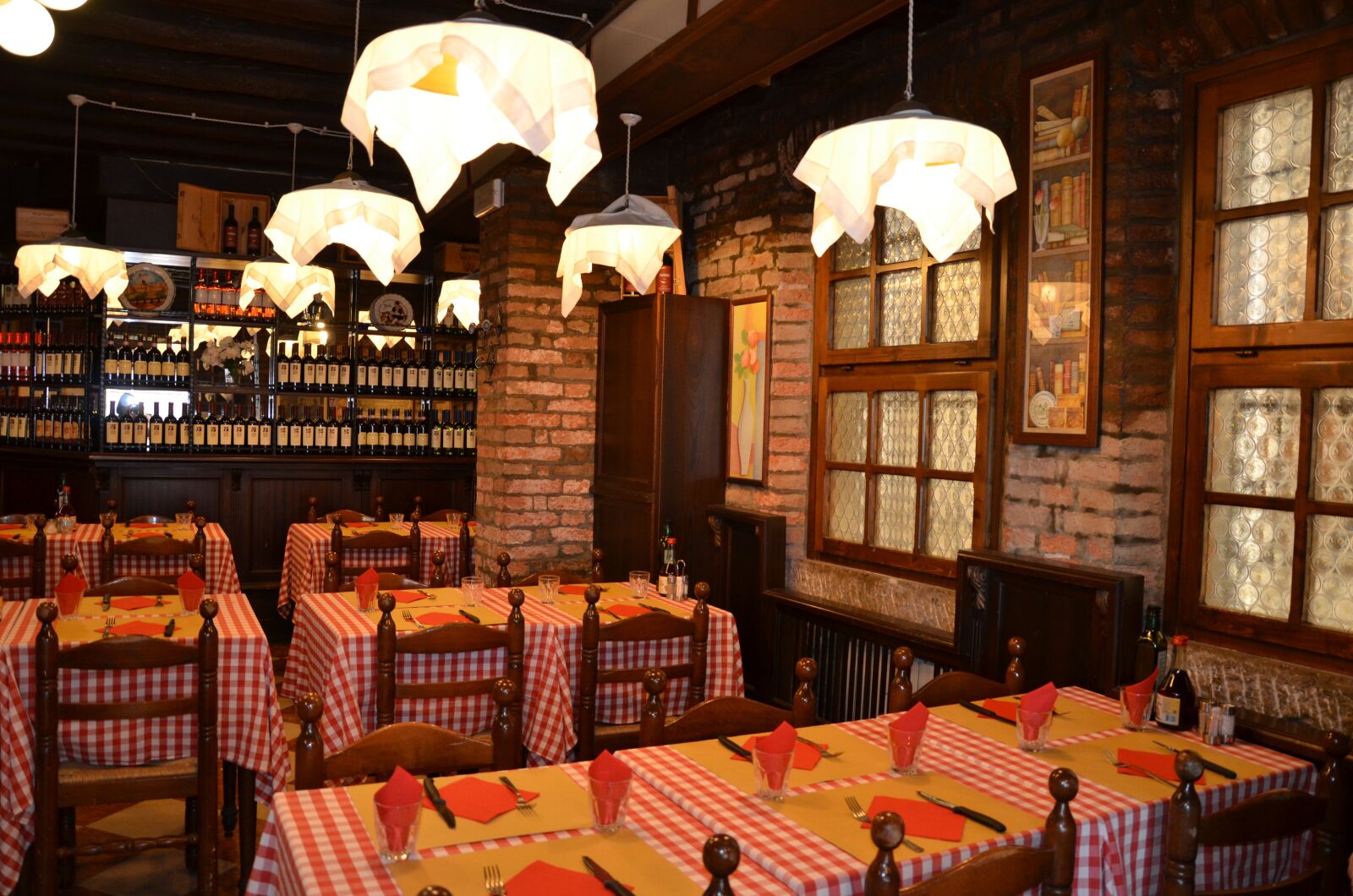 Nikon D7000 sample photo. Restaurant, tables, restaurant table photography