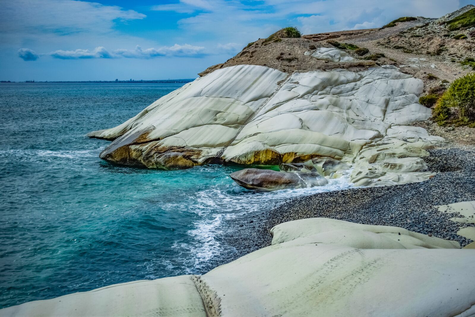 Nikon D3300 sample photo. Pebble beach, nature, sea photography
