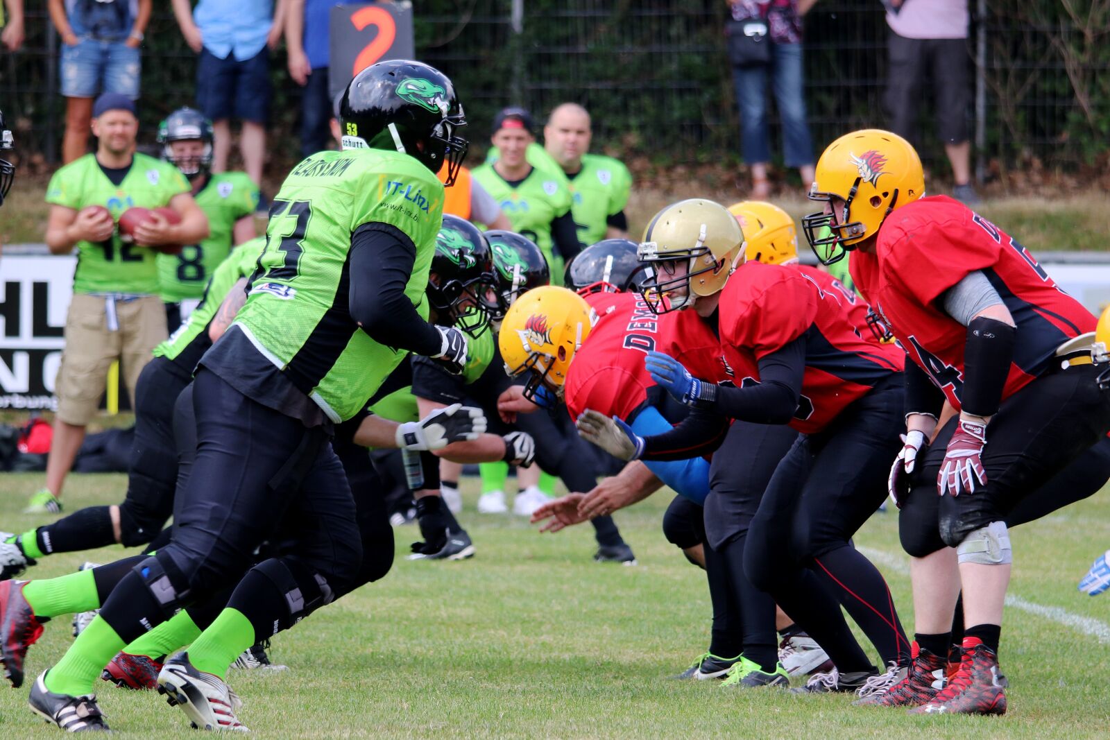 Canon EOS 80D sample photo. Football, american football, sport photography