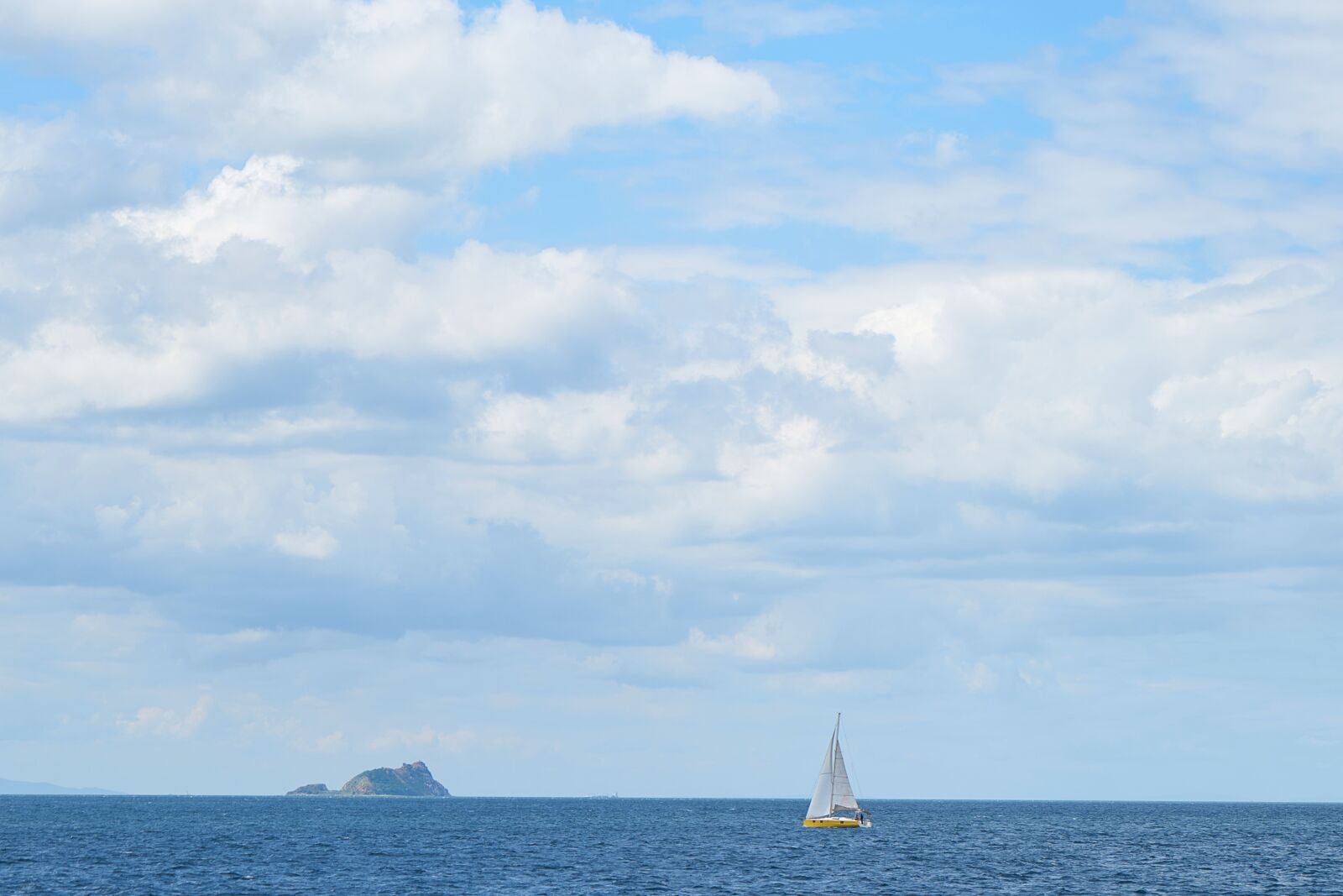 Sony a7R II + Sony Vario Tessar T* FE 24-70mm F4 ZA OSS sample photo. Water, sky, nature photography
