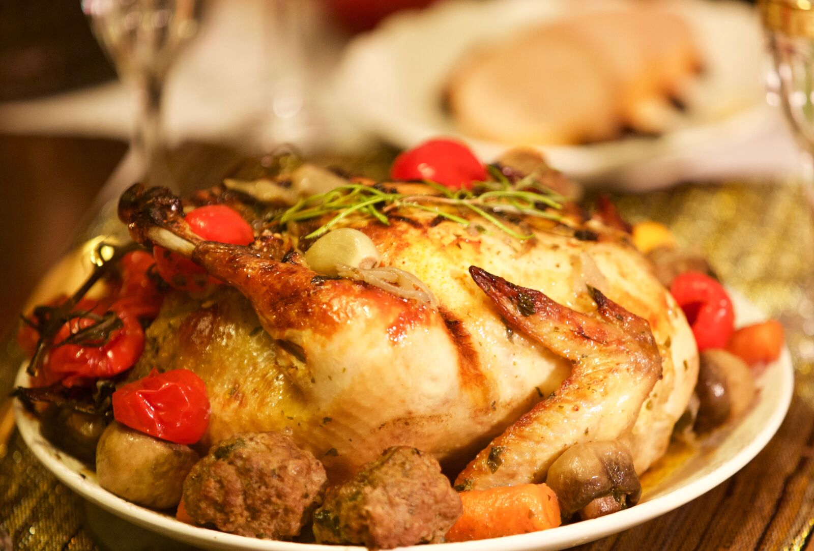 Canon EOS 5D Mark III sample photo. Flat, restaurant, delicious photography