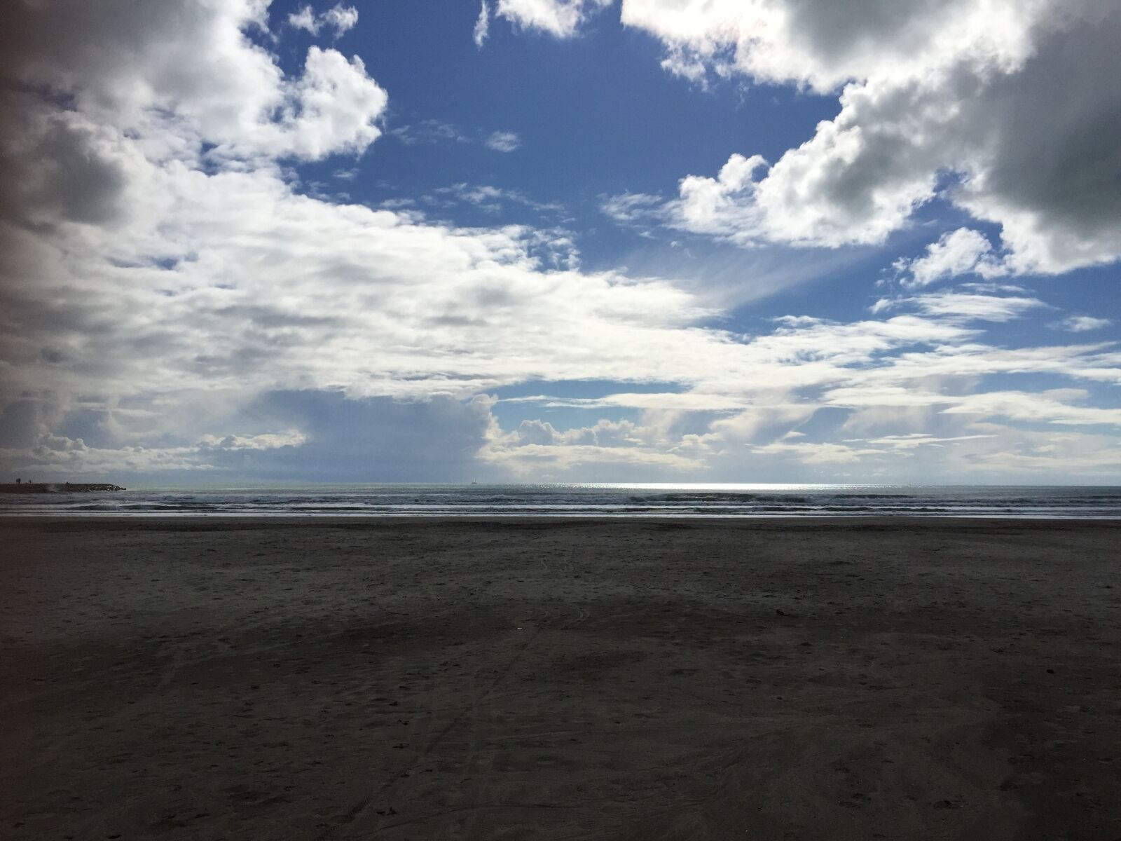Apple iPhone 6 sample photo. Landscape, sea, cloud photography