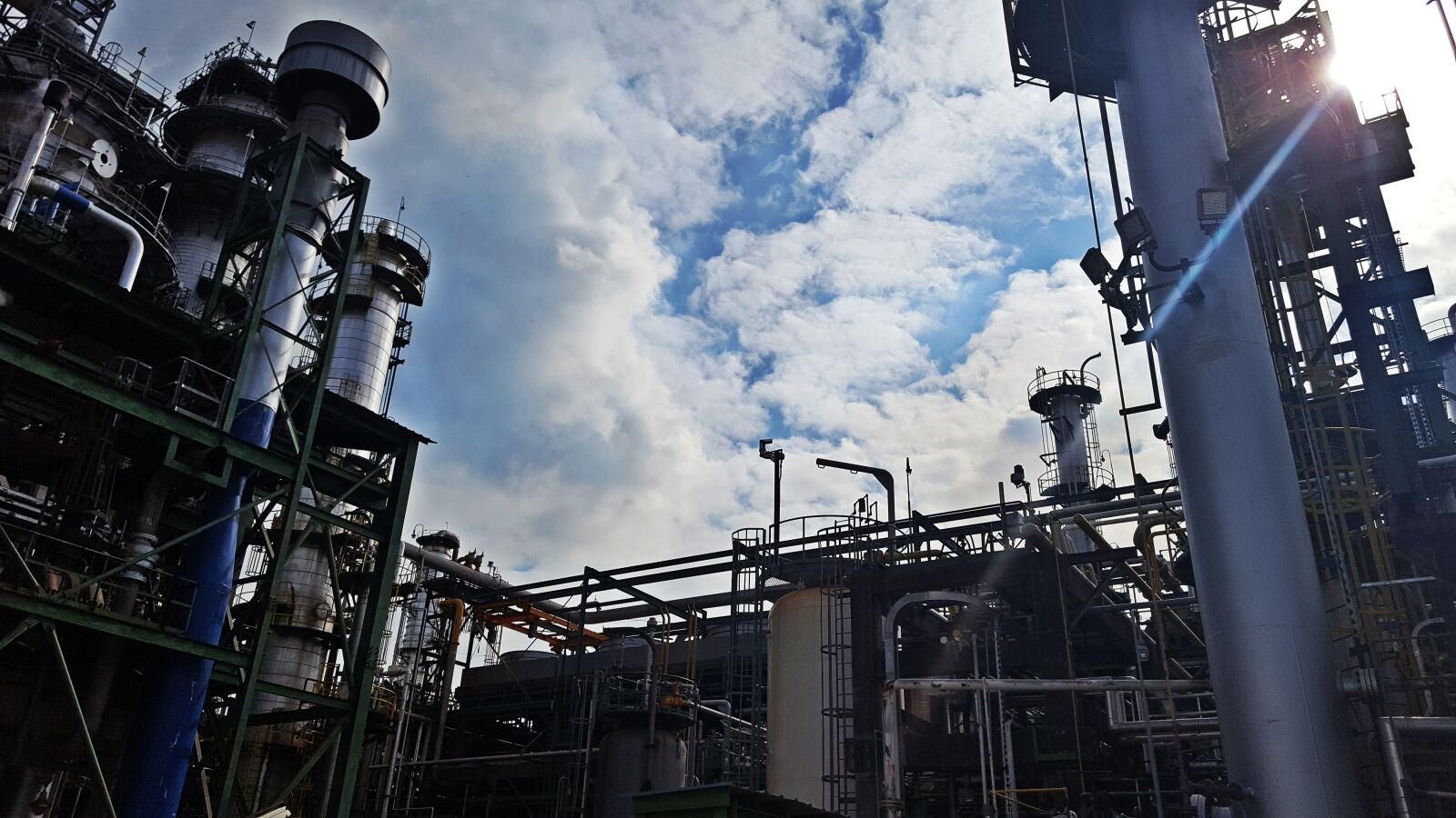 Samsung GALAXY S6 edge sample photo. Refinery, oil, gasoline photography