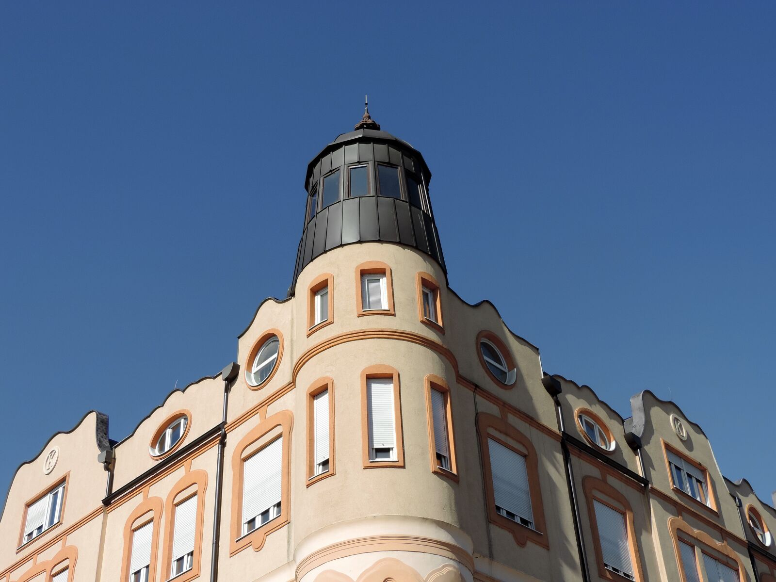 Nikon Coolpix P520 sample photo. Landmark, building, architecture, tower photography