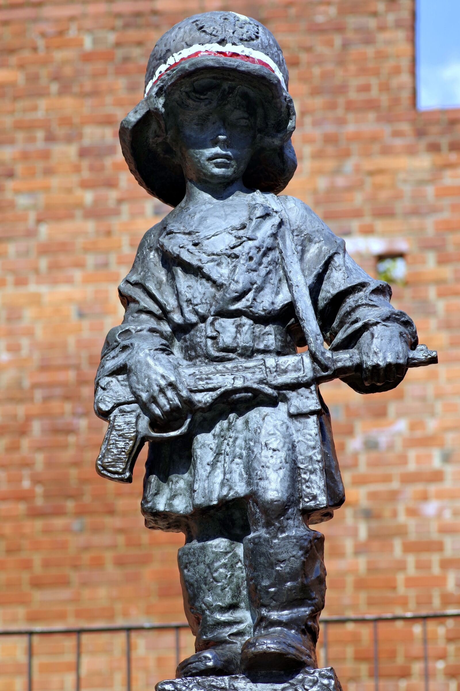 Pentax K-S2 sample photo. Rebel, small, monument photography