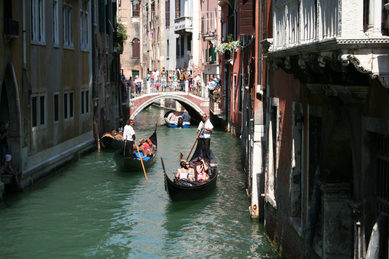 Canon EOS 350D (EOS Digital Rebel XT / EOS Kiss Digital N) sample photo. Italy, romantic, venice photography