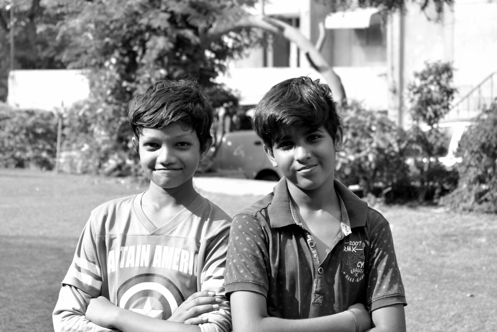 Nikon D5600 sample photo. Brothers, kids, boys photography