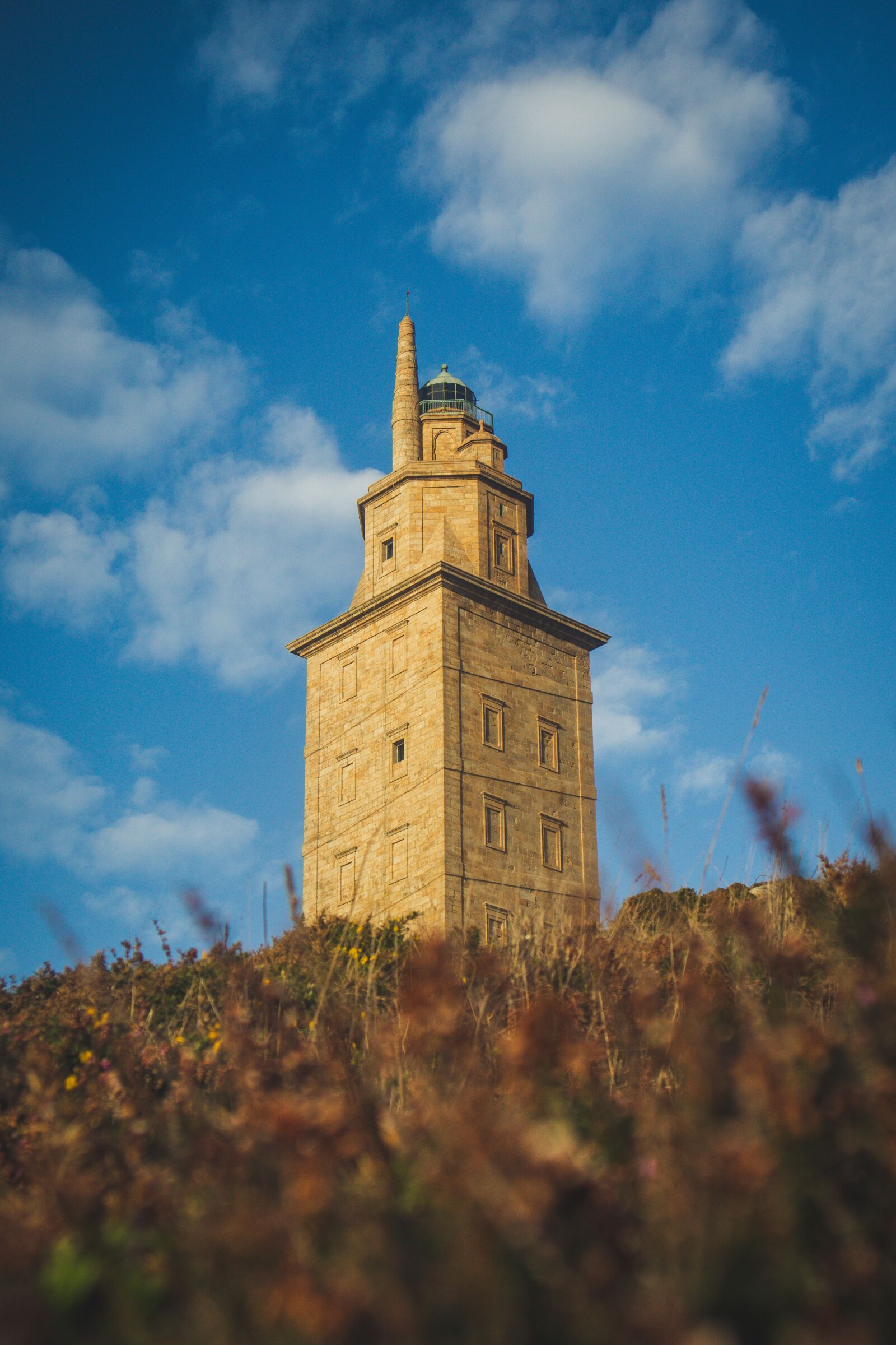 Canon EOS M100 sample photo. Tower of hercules, tower photography