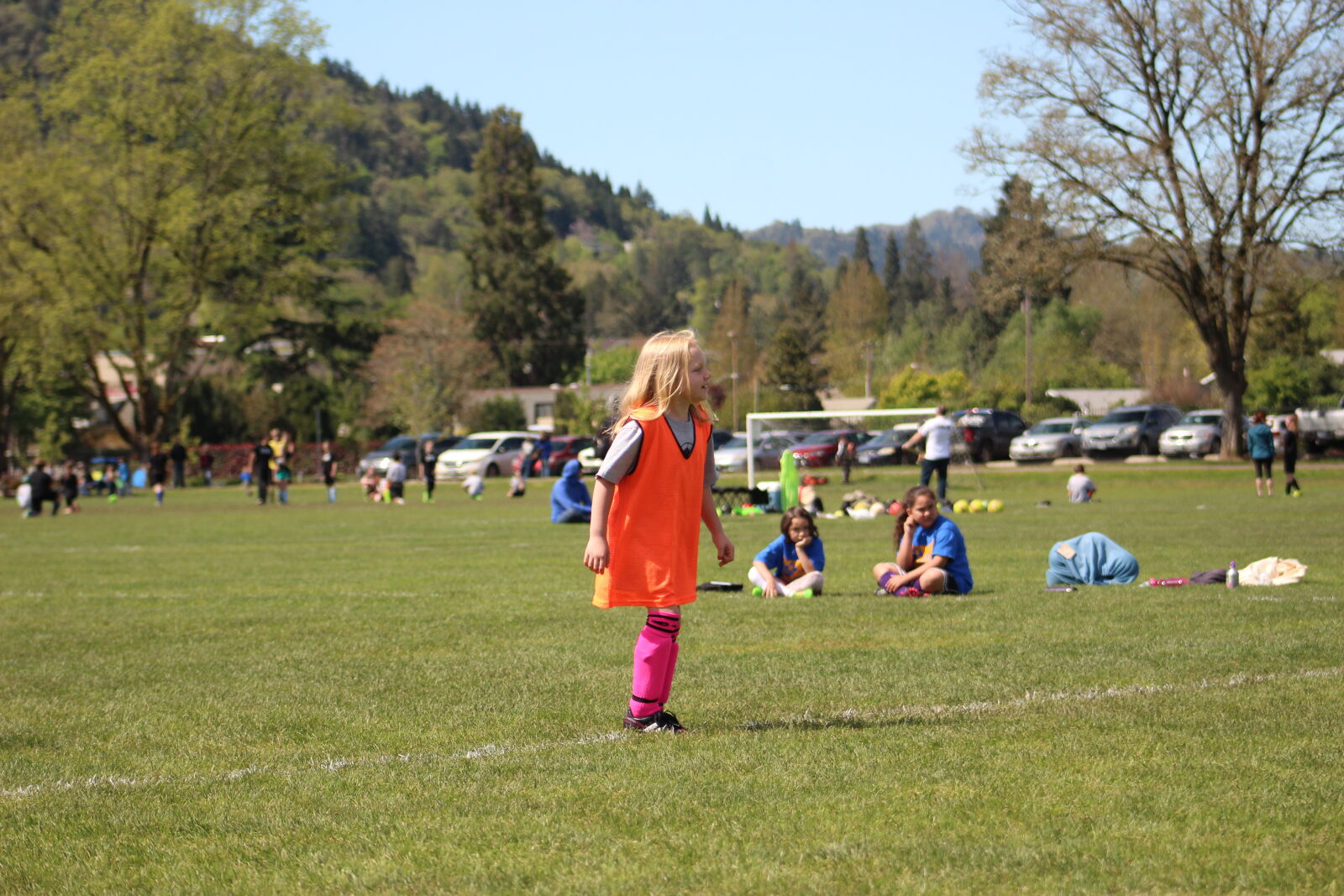 Canon EF 75-300mm f/4-5.6 sample photo. Girl, kid, player, soccer photography