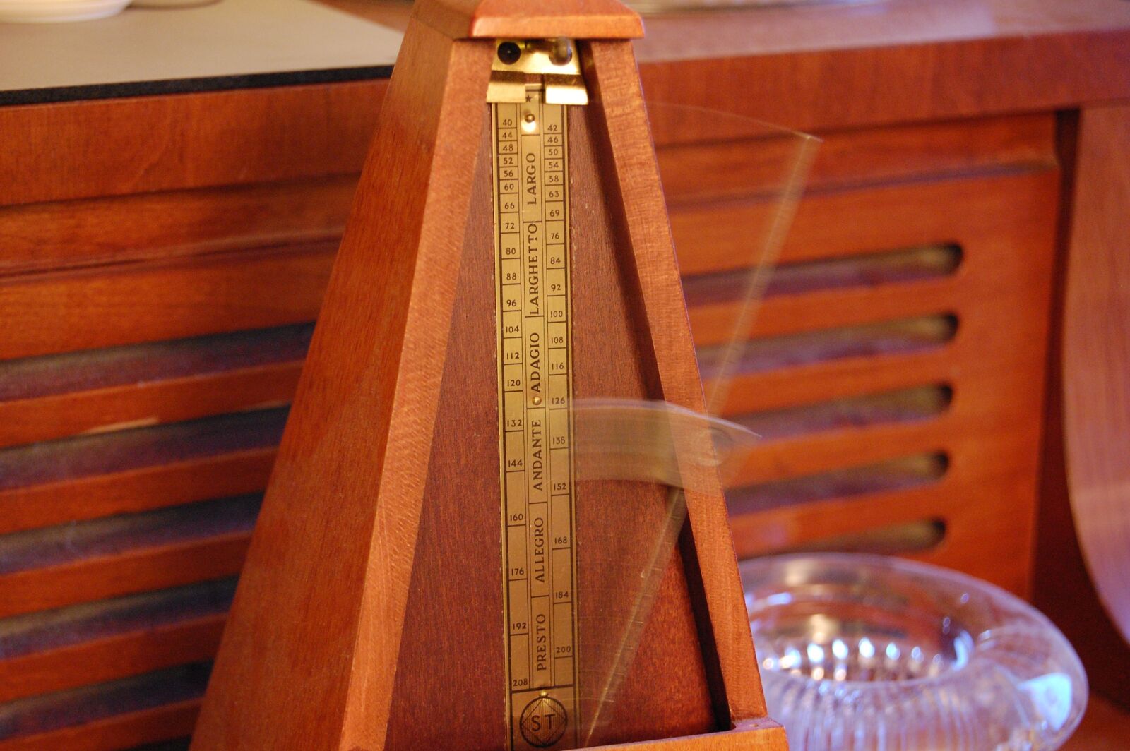 Nikon D40 sample photo. Metronome, music, rhythm photography