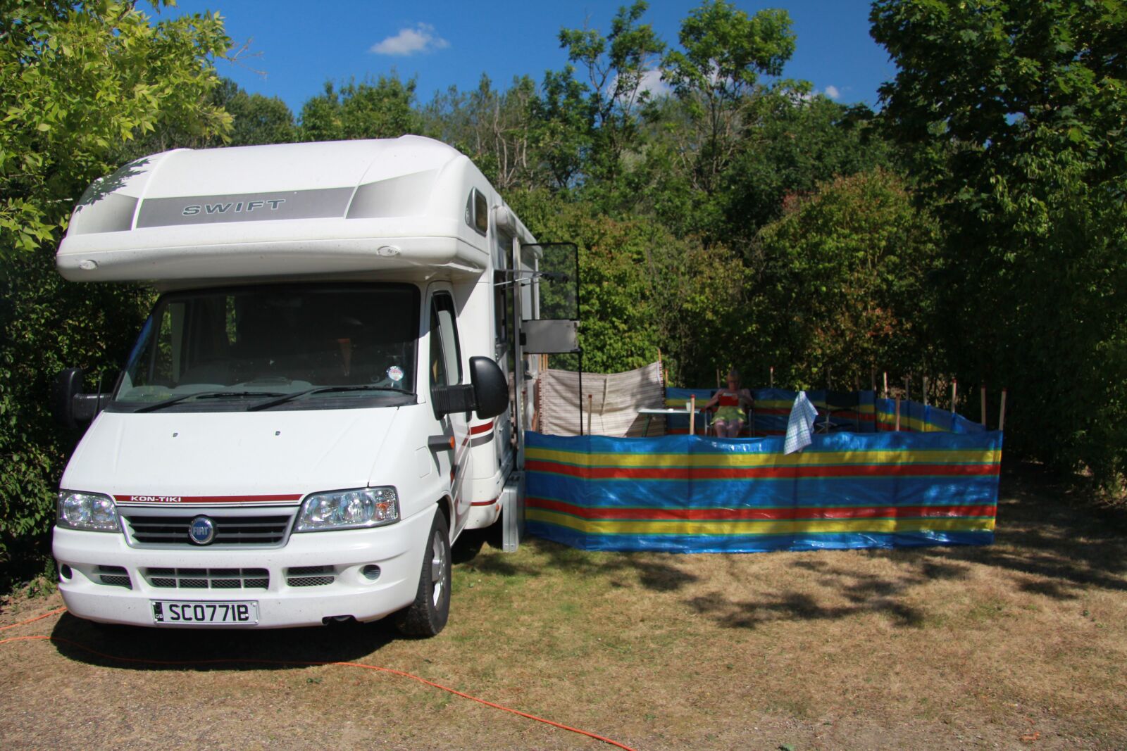 Canon EF-S 17-85mm F4-5.6 IS USM sample photo. Camper van, camping, france photography