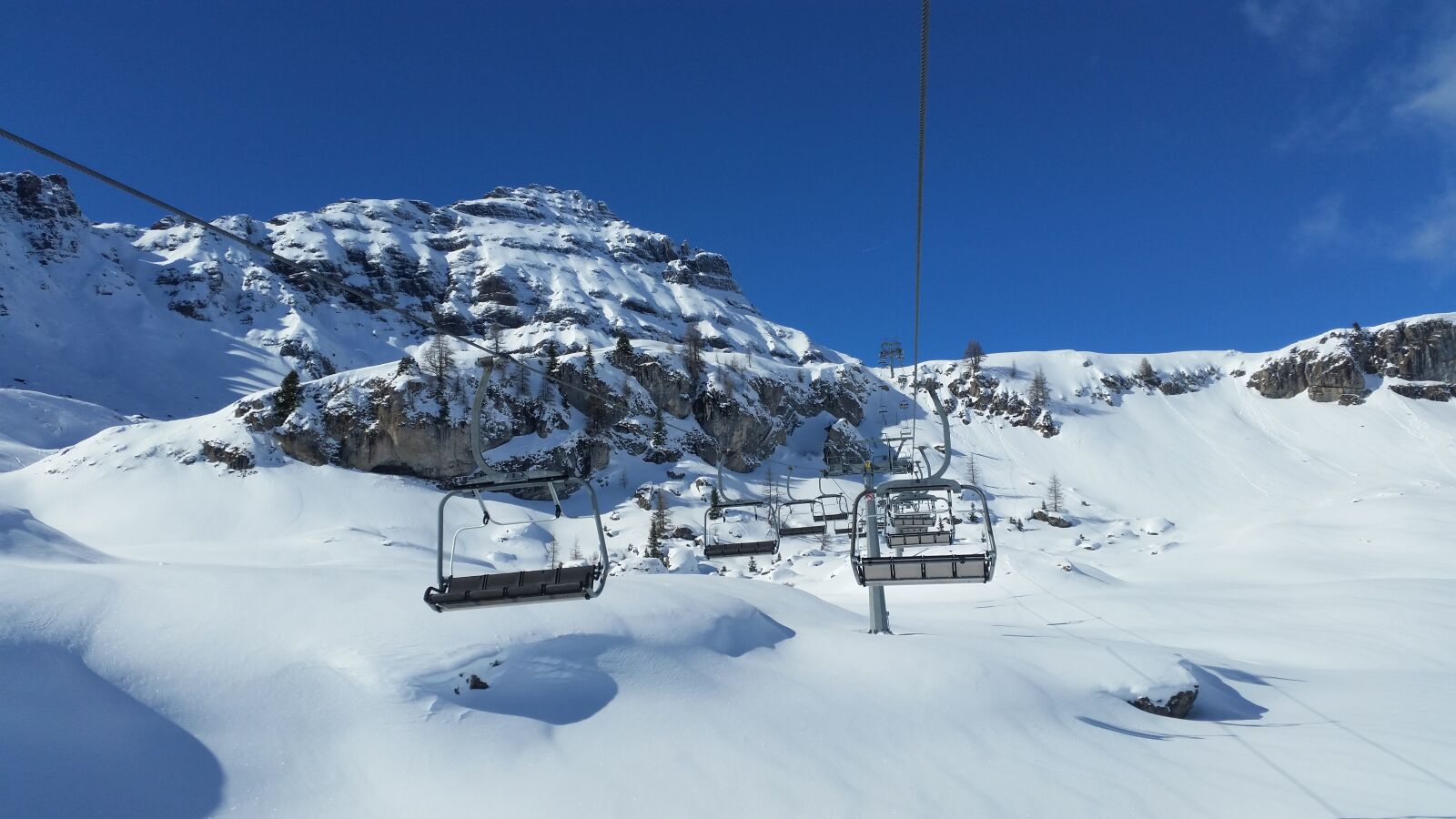 Samsung Galaxy S5 sample photo. Chair, lift, ski photography