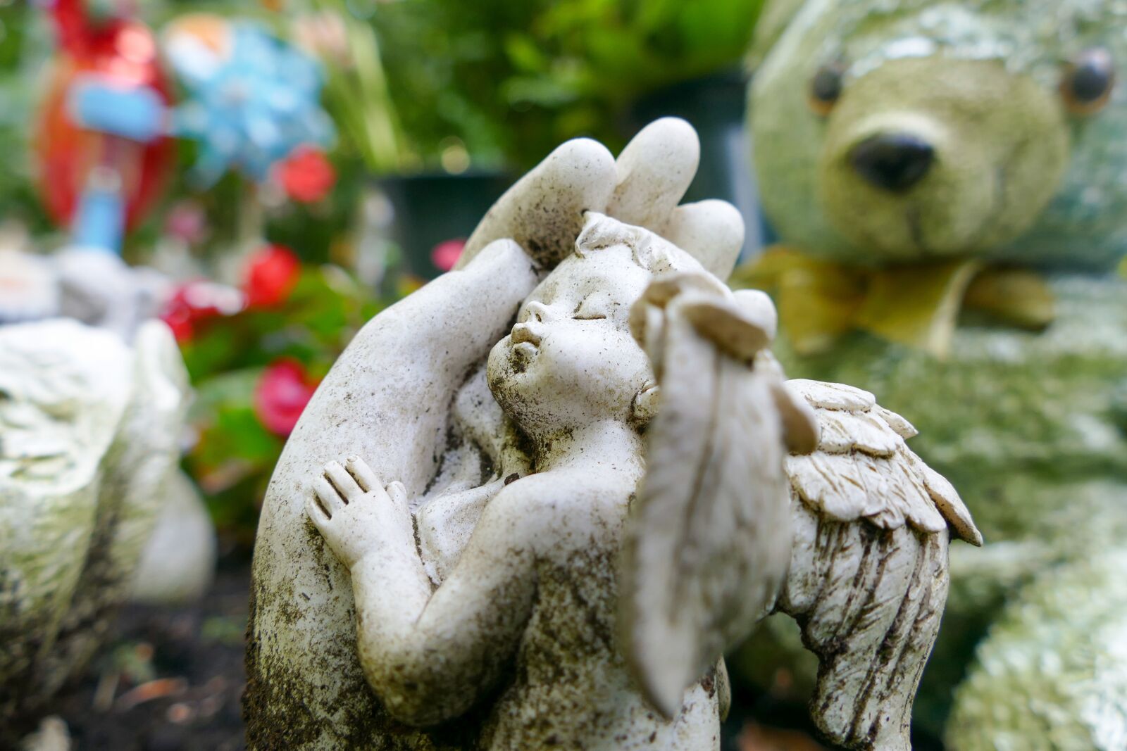 Panasonic Lumix DMC-FZ1000 sample photo. Angel, death, child photography
