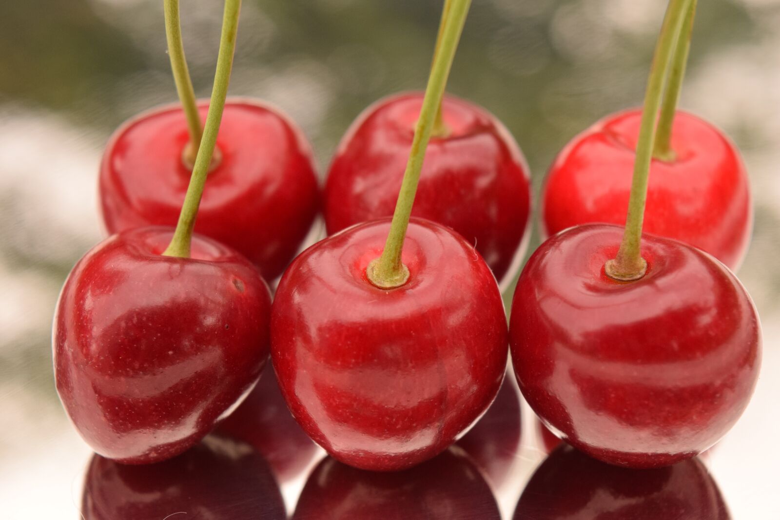 Nikon D3300 sample photo. Cherries, close up, mirroring photography