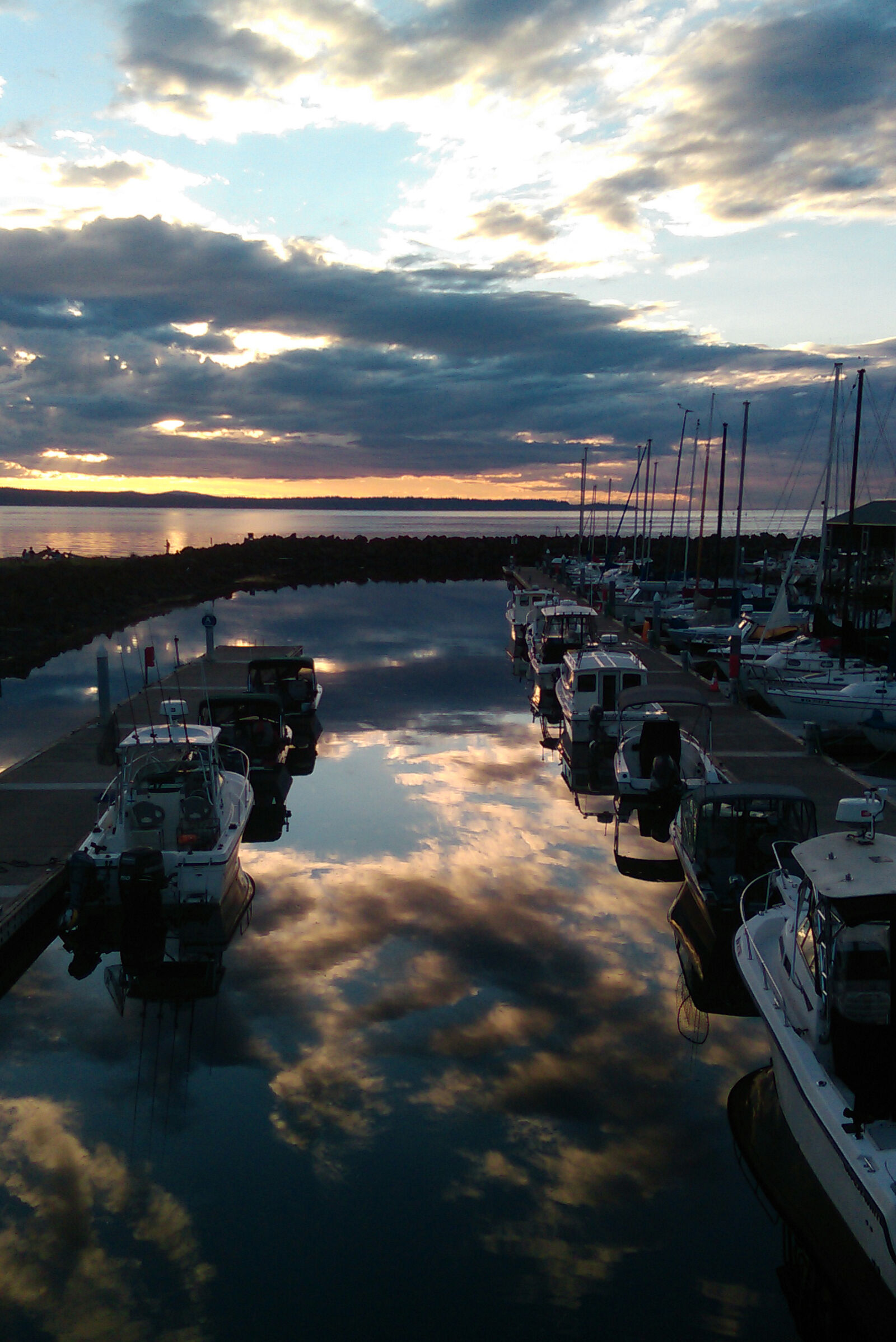 HTC DESIRE 610 sample photo. Boats, clouds, marina, ocean photography