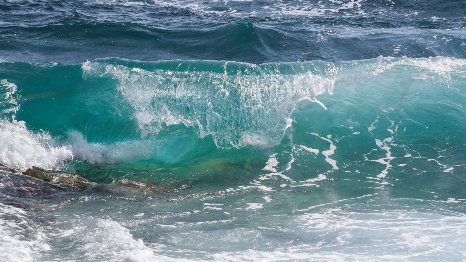 Nikon D3300 sample photo. Wave, splash, water photography