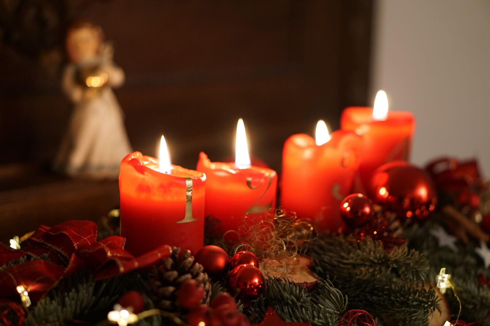E 50mm F1.8 OSS sample photo. Angel, christmas, x mas photography