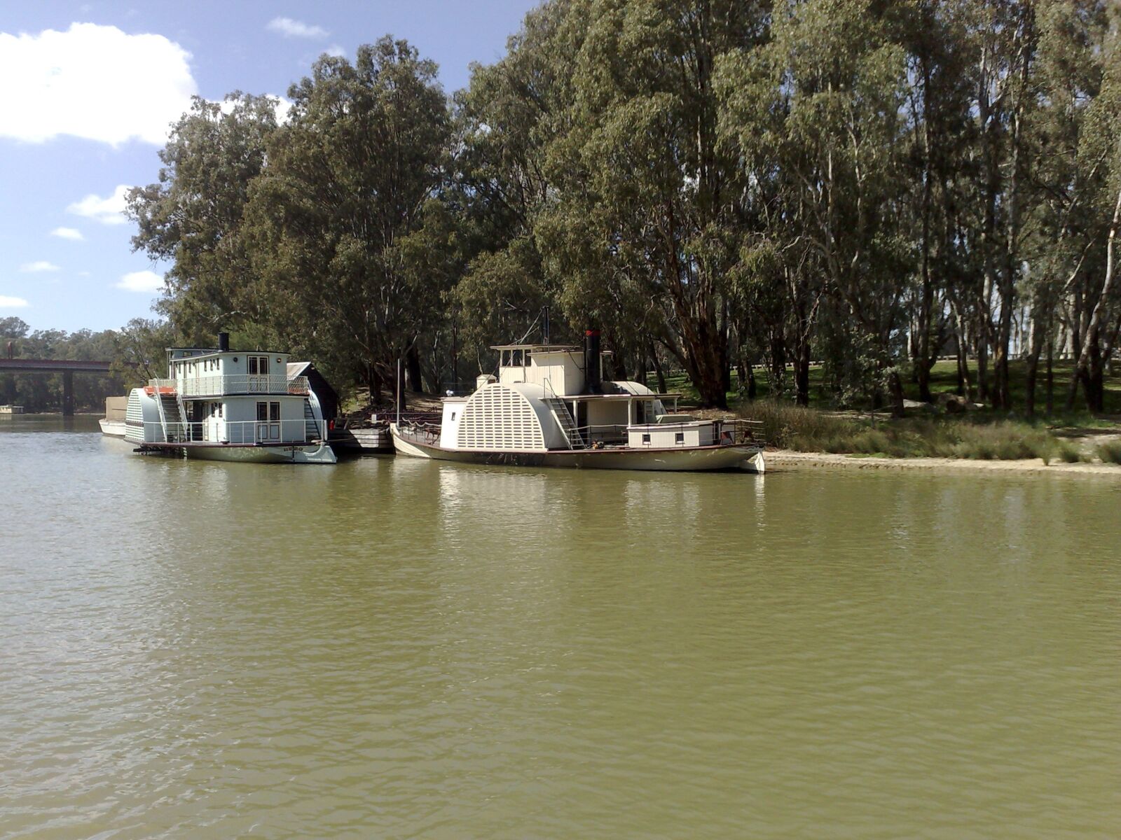 Nokia N95 sample photo. Paddle boat, river, tranquil photography