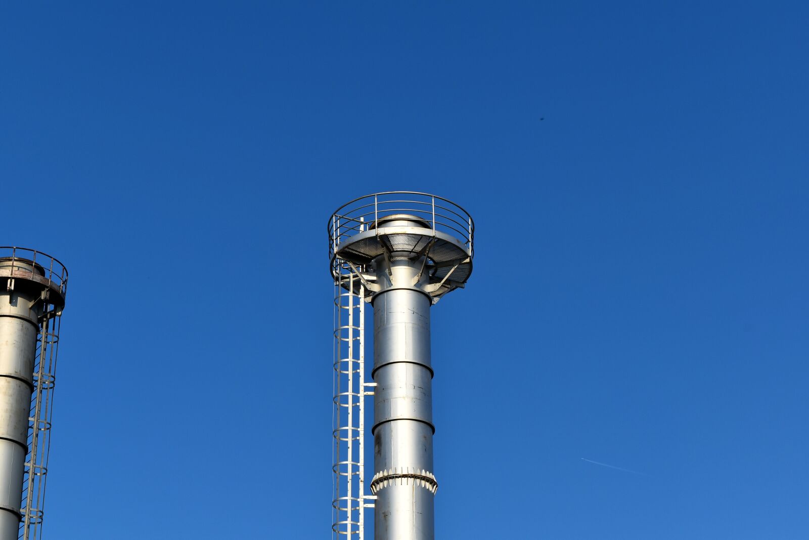 Nikon D5500 sample photo. Tower, workplace, chimney, industry photography
