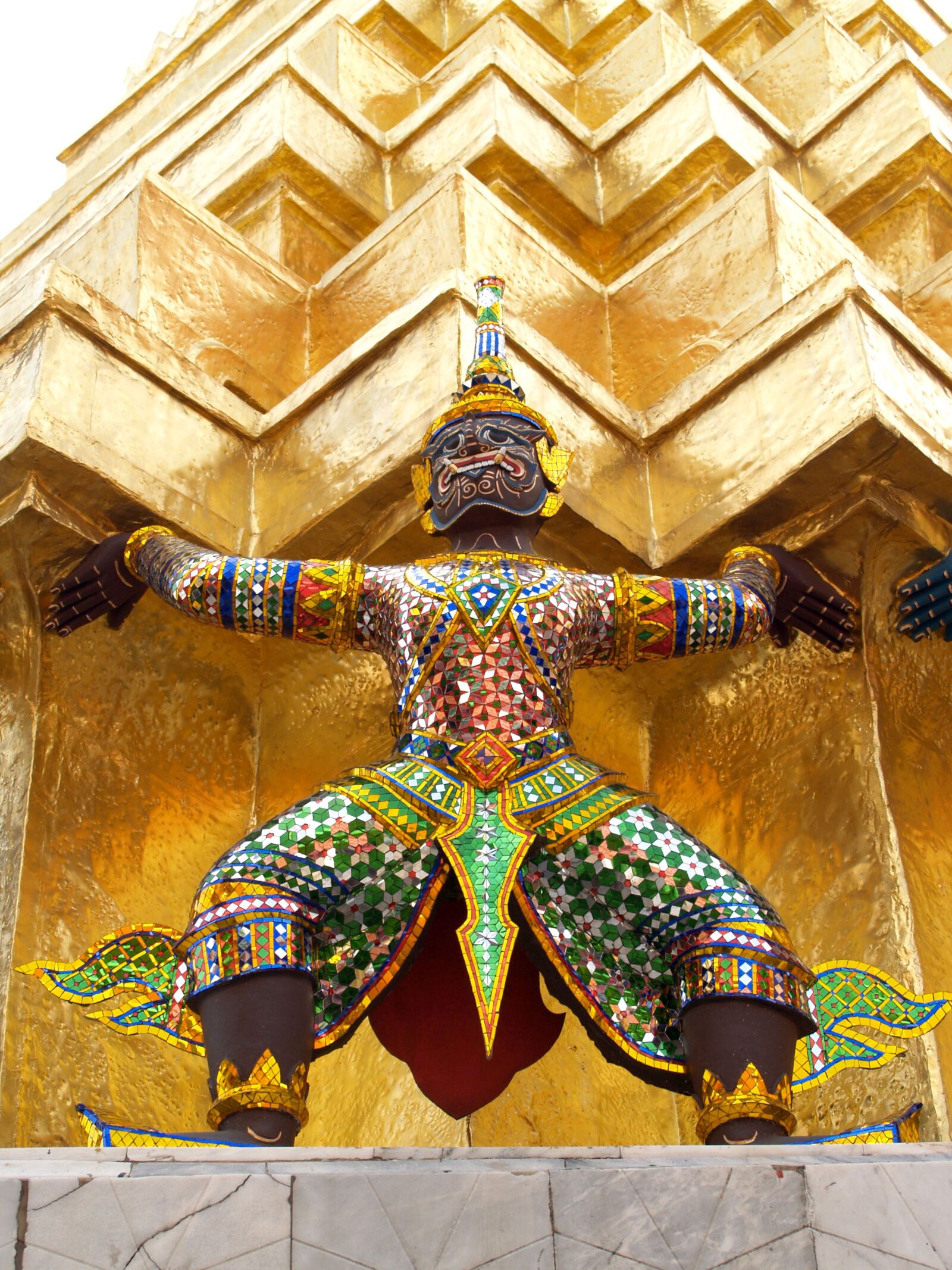 Olympus E-300 (EVOLT E-300) sample photo. Bangkok, grand, wat photography