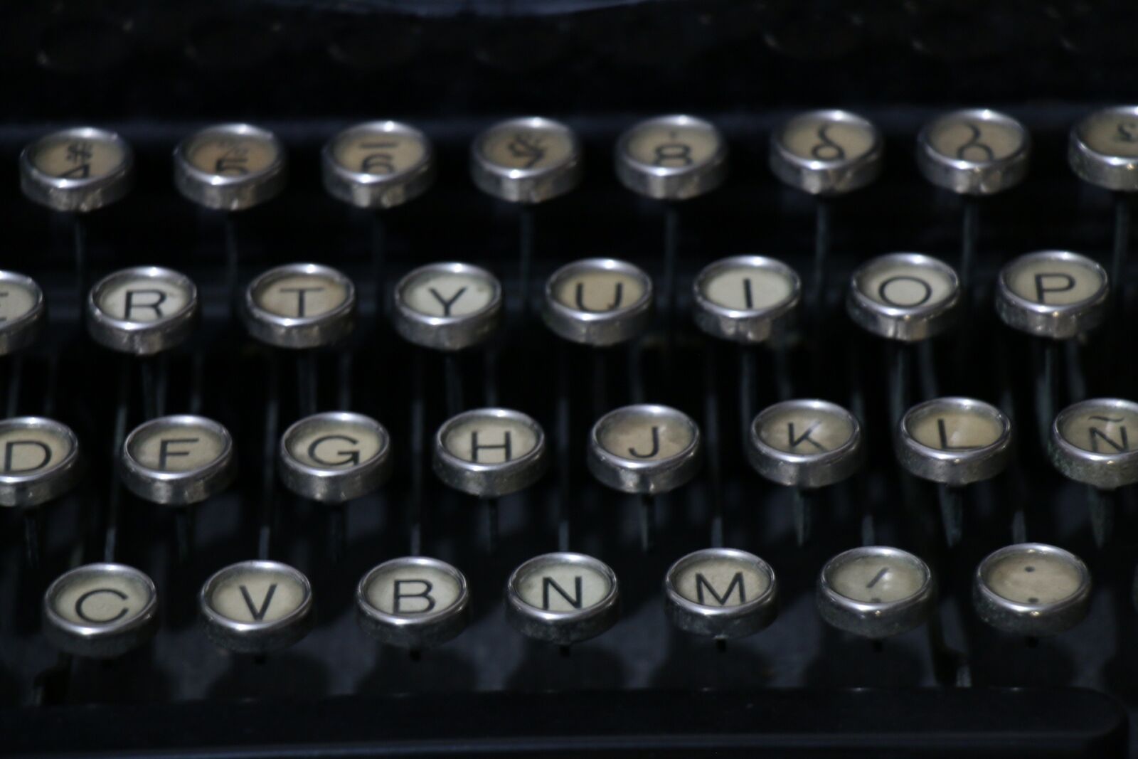 Canon EOS 70D sample photo. Lyrics, typewriter, text photography