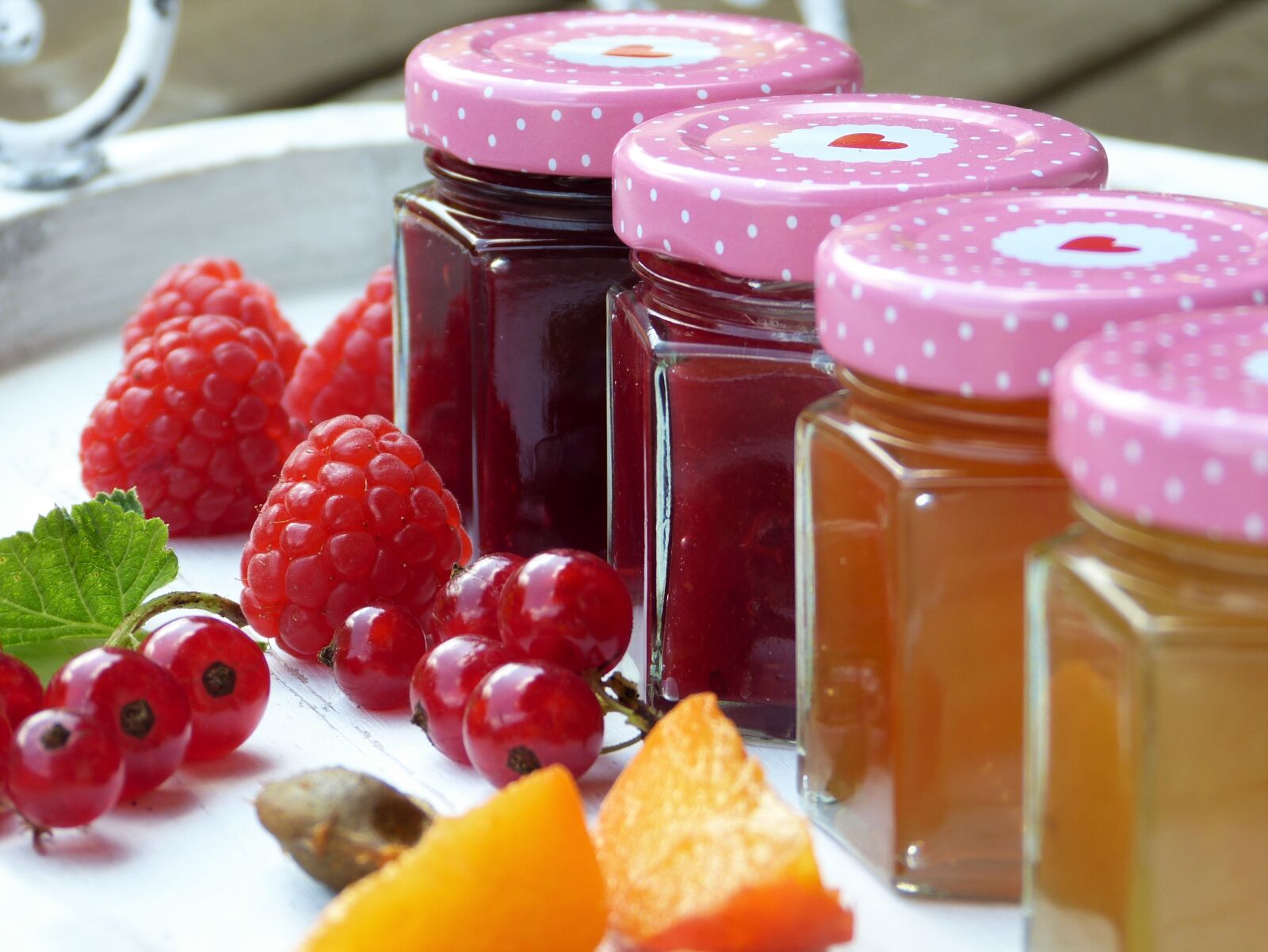Panasonic Lumix DMC-FZ150 sample photo. Fruit, fruits, jam photography