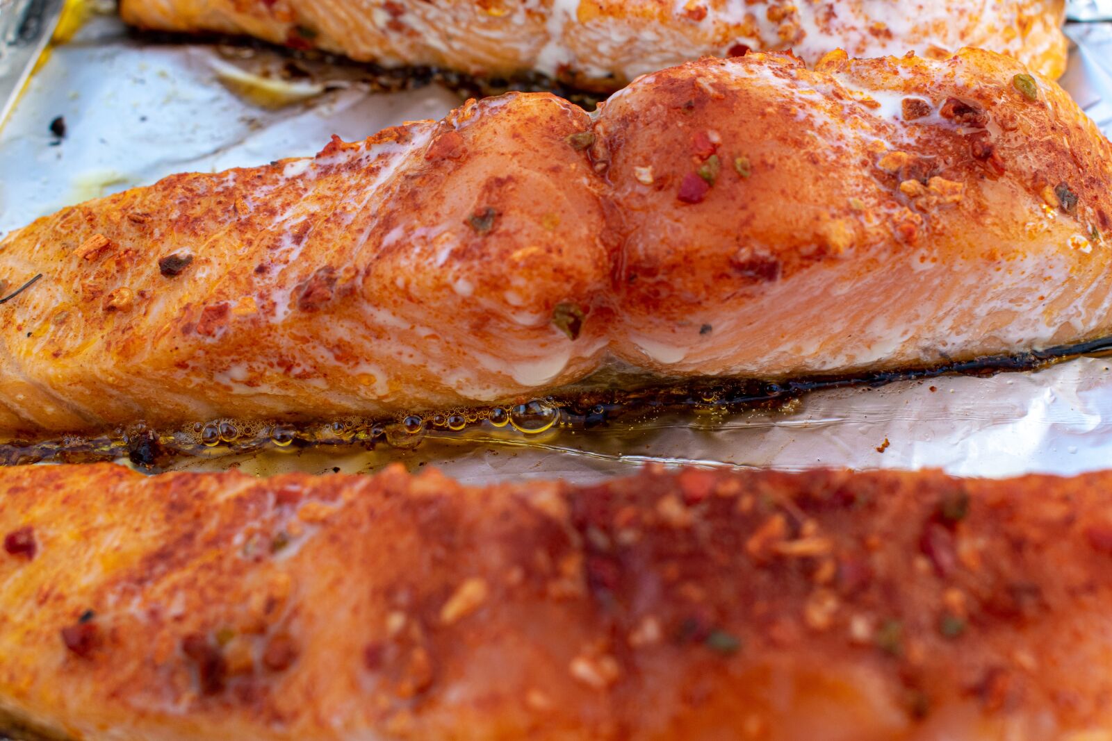 Nikon D5300 sample photo. Salmon, sizzle, fry photography