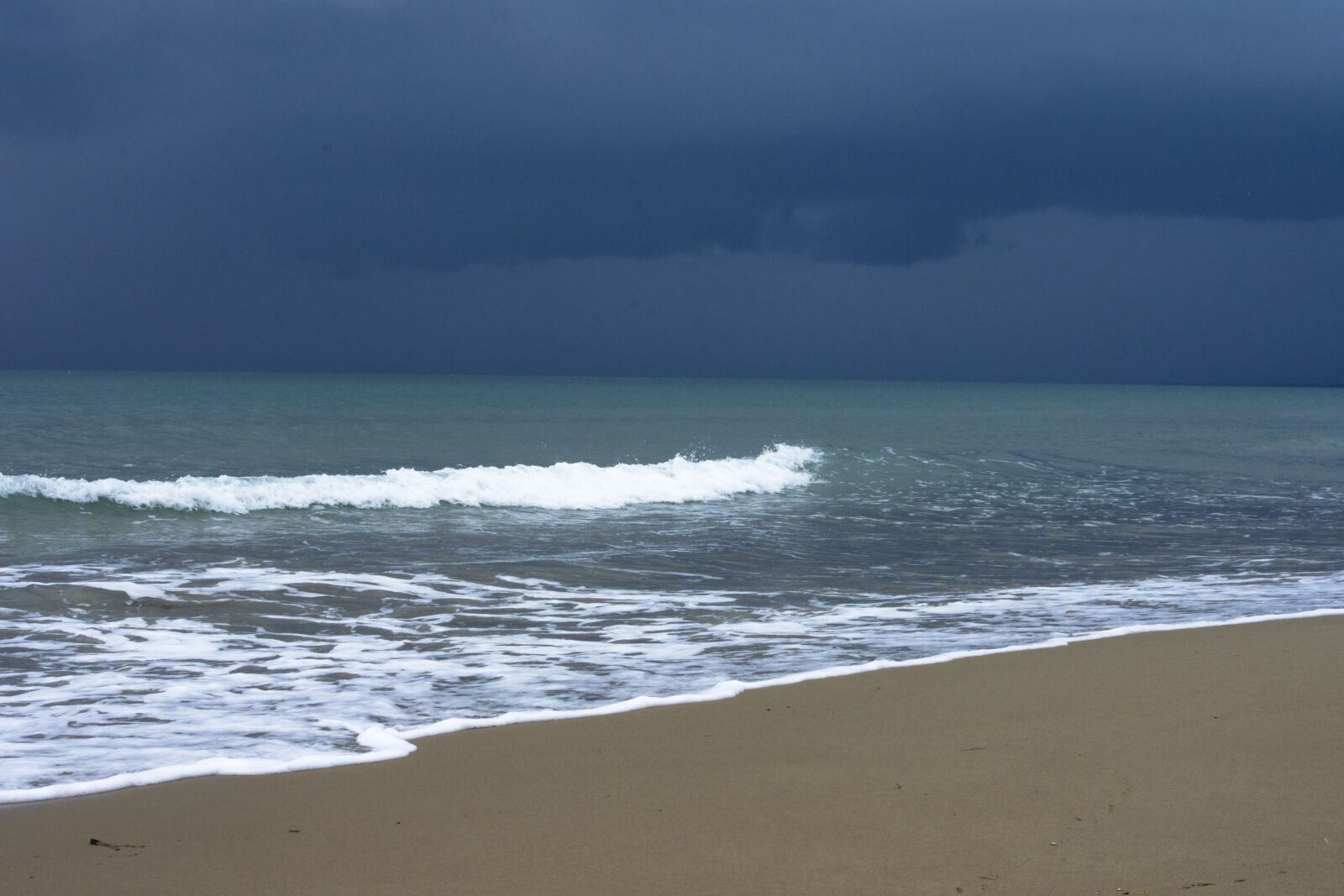 Nikon D7200 sample photo. Clouds, dark, storm photography