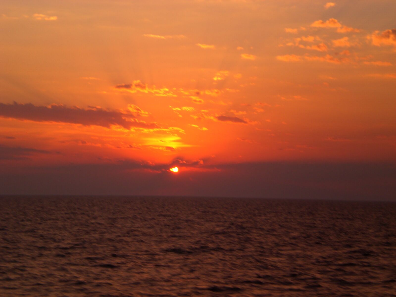 CASIO EX-Z75 sample photo. Sunset, bay, sky photography