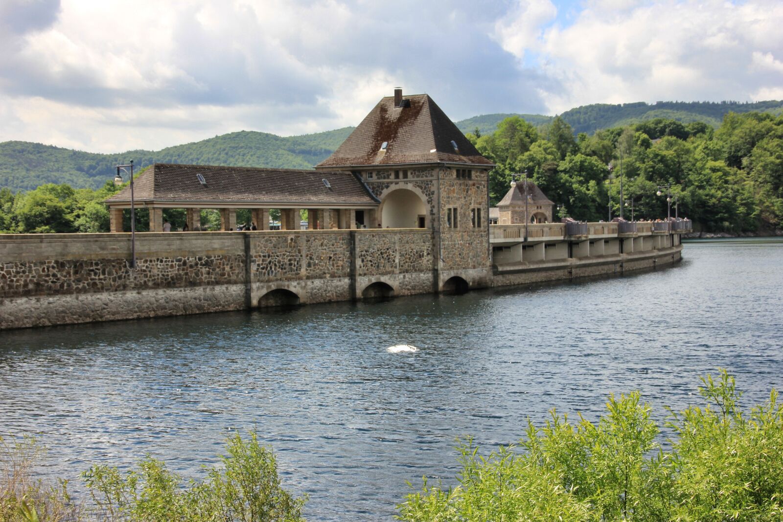 Canon EOS 550D (EOS Rebel T2i / EOS Kiss X4) sample photo. Waters, river, lake photography