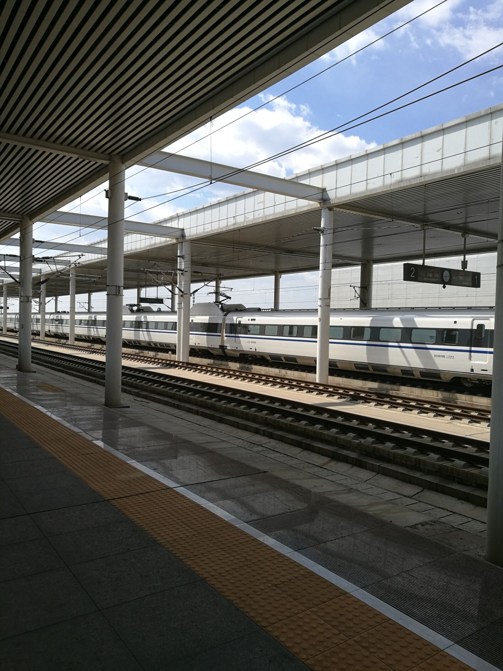 HUAWEI Honor 8 sample photo. High speed rail, china photography
