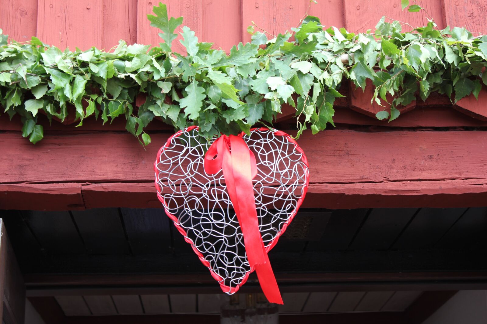 Canon EOS 550D (EOS Rebel T2i / EOS Kiss X4) sample photo. Wedding, heart, love photography