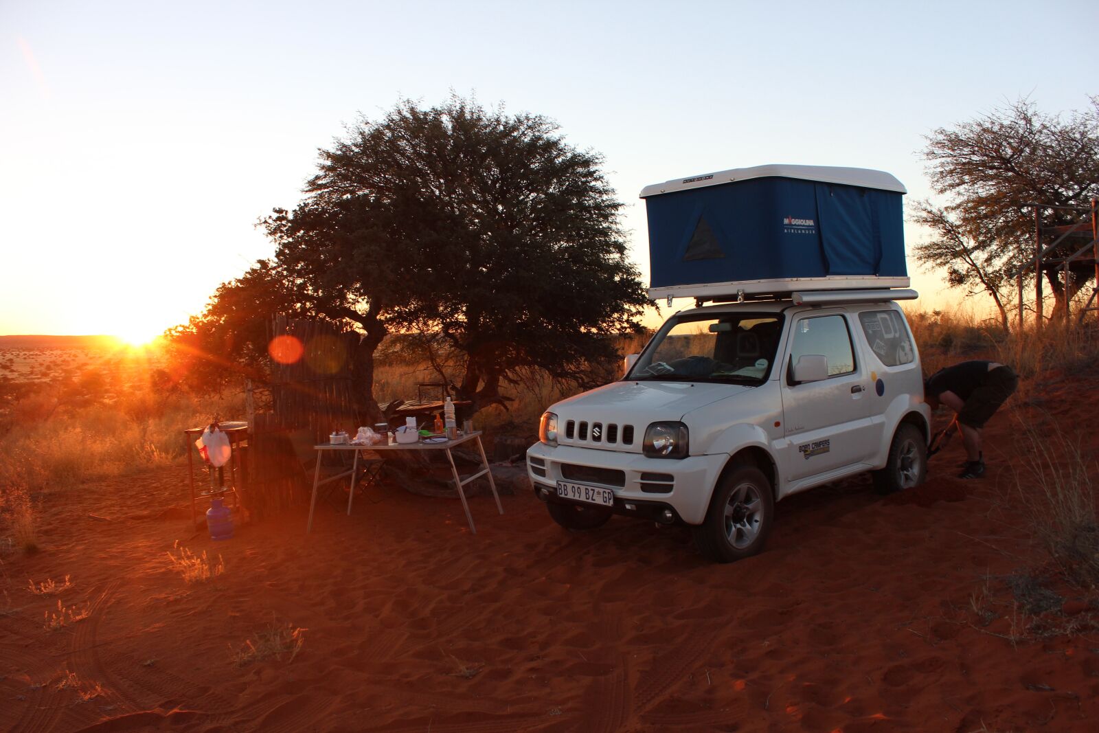Canon EOS 600D (Rebel EOS T3i / EOS Kiss X5) sample photo. Auto, roof tent, namibia photography