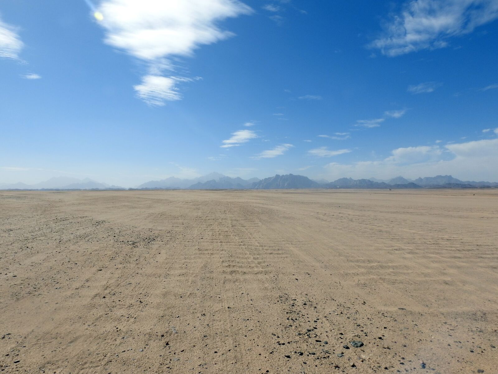 Nikon Coolpix P900 sample photo. Desert, sand, landscape photography
