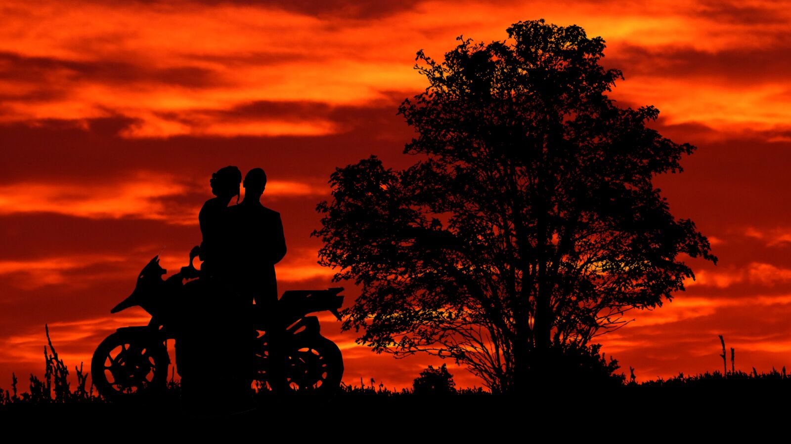 Panasonic Lumix DMC-FZ200 sample photo. Sunset, couple, romance photography