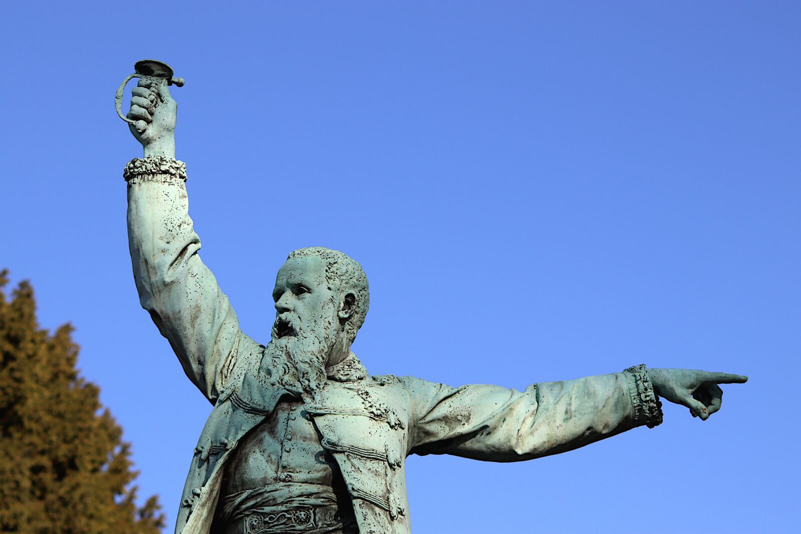 Canon EOS 800D (EOS Rebel T7i / EOS Kiss X9i) sample photo. Statue, sculpture, bronze photography