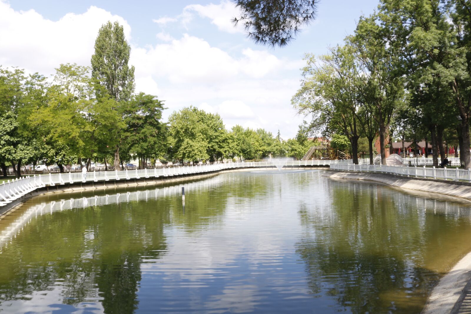 Canon EOS 750D (EOS Rebel T6i / EOS Kiss X8i) sample photo. Lake, park photography