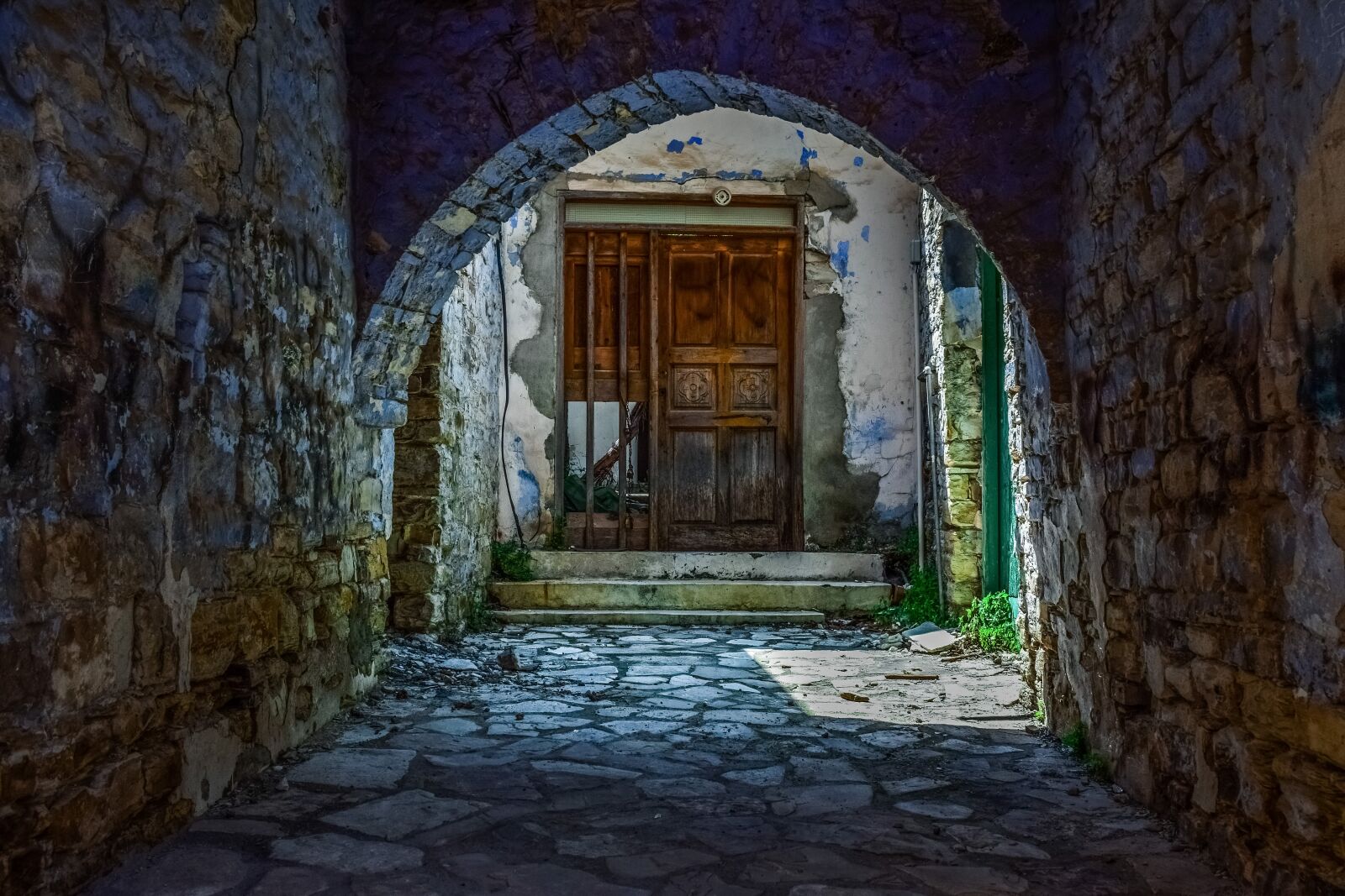 Nikon D3300 sample photo. Alley, arcade, stoa photography