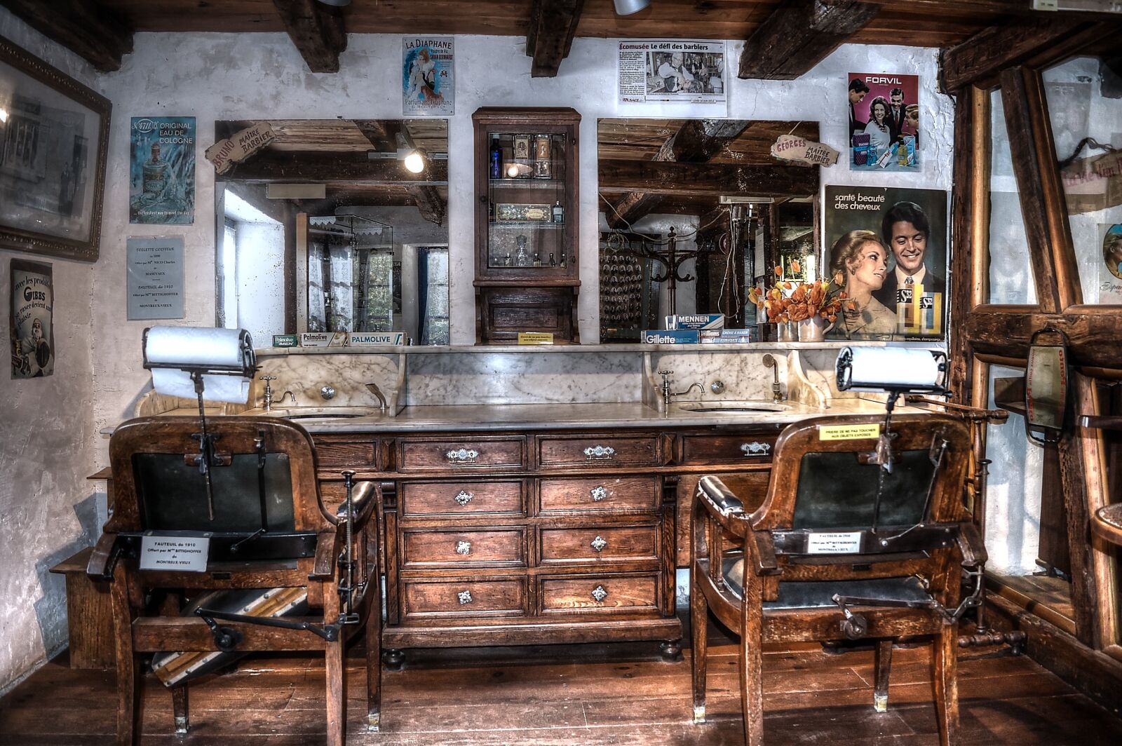 Nikon D3200 sample photo. Barber, grootmoederstijd, old photography