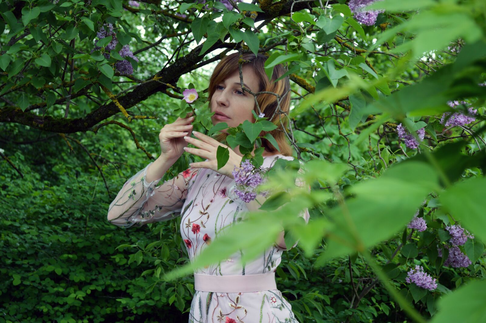 Nikon D3200 sample photo. Flower, girl, tenderness photography