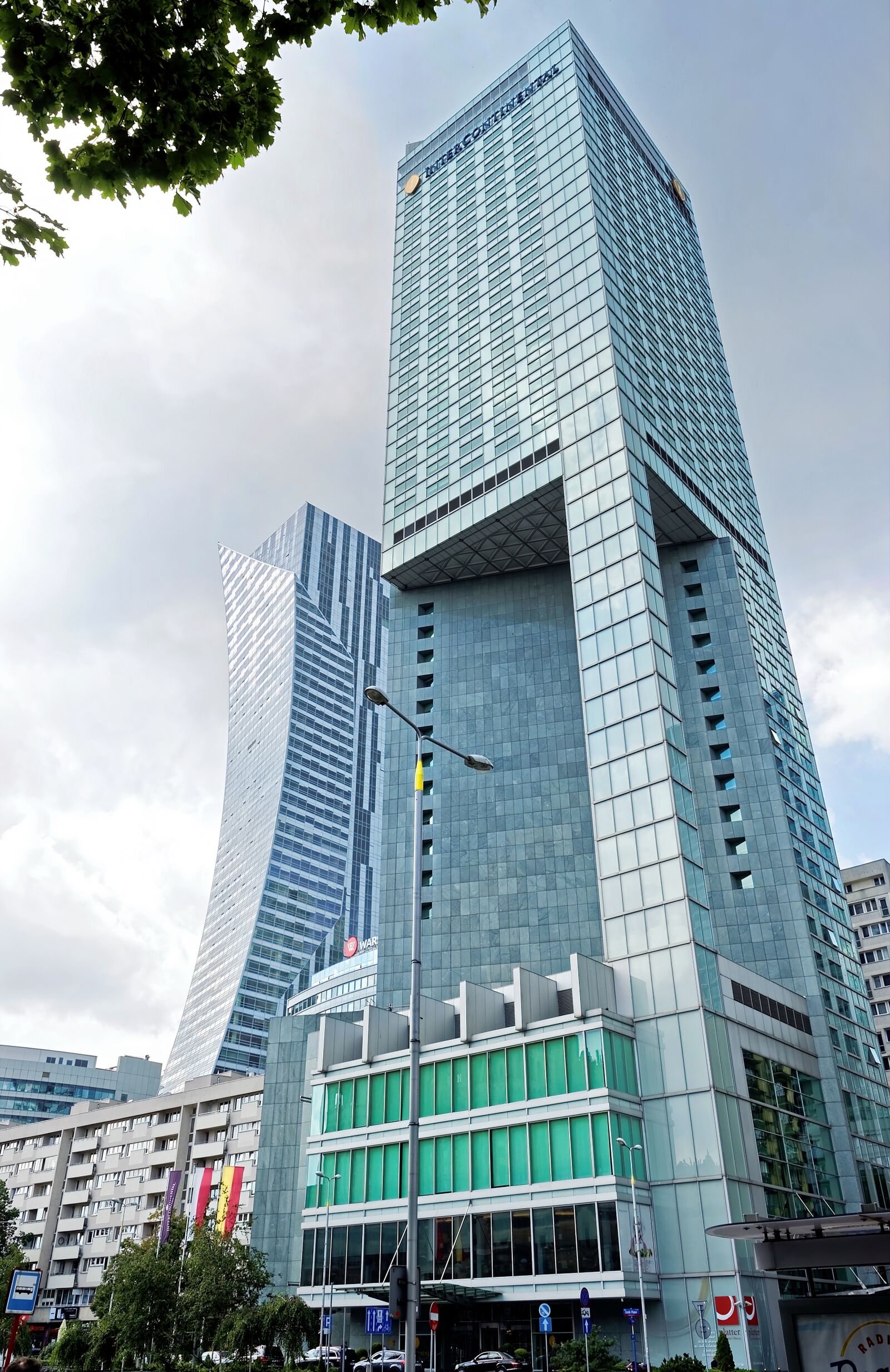 Nikon D5100 sample photo. Buildings, modern, high-rises photography