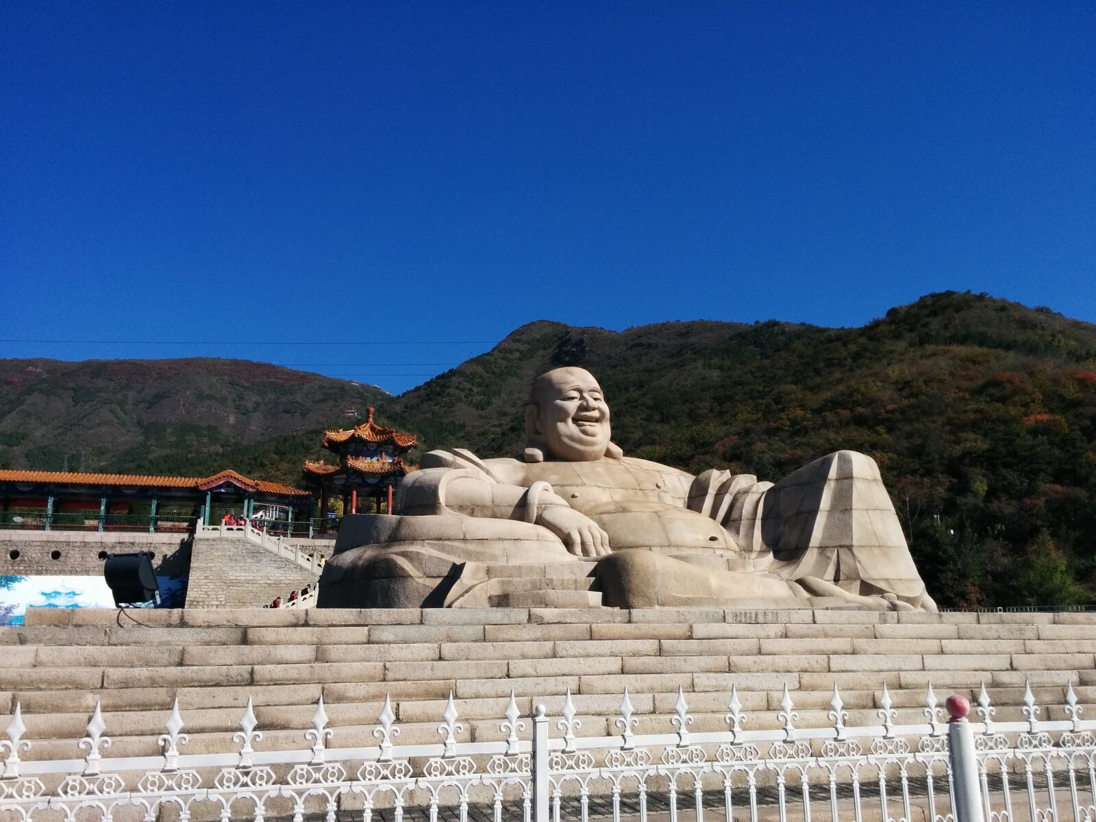 LG Nexus 5 sample photo. Mountain, tour, sky photography