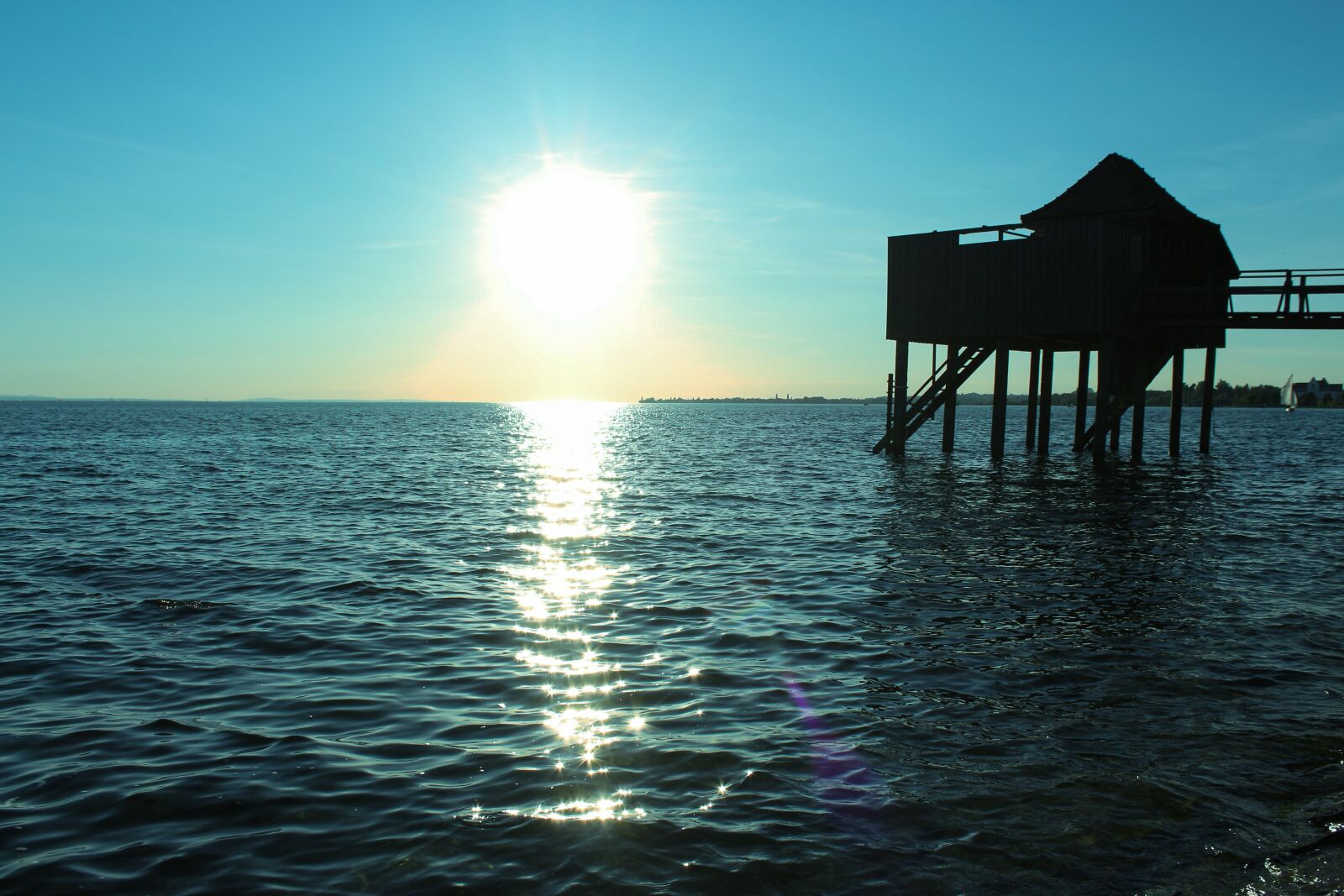 Canon EOS 700D (EOS Rebel T5i / EOS Kiss X7i) sample photo. Lake constance sunset, lake photography