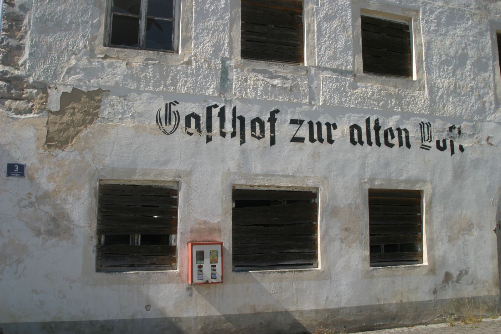 Canon EOS 10D sample photo. Gasthof, lapsed, house photography