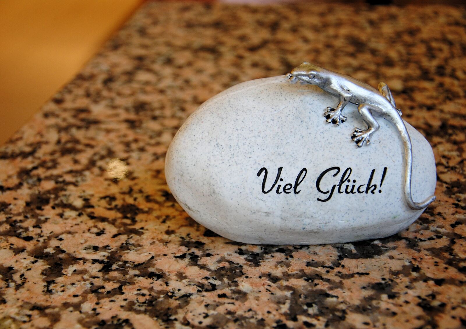 Nikon D3000 sample photo. Luck, stone, lucky stone photography