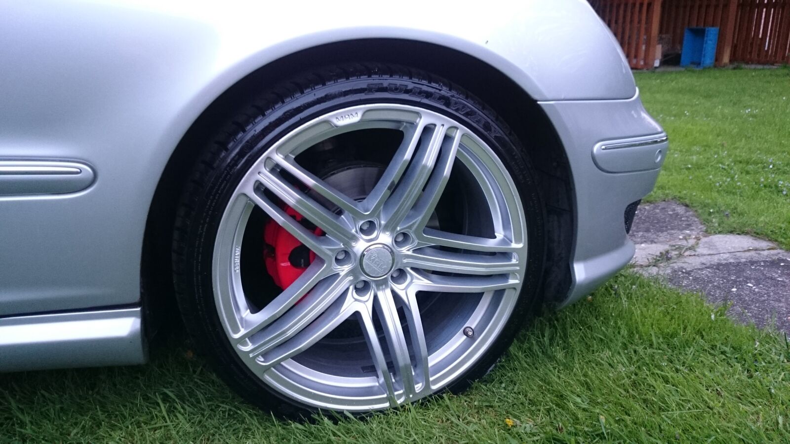 Sony Xperia Z1 sample photo. Mercedes benz, rim, auto photography