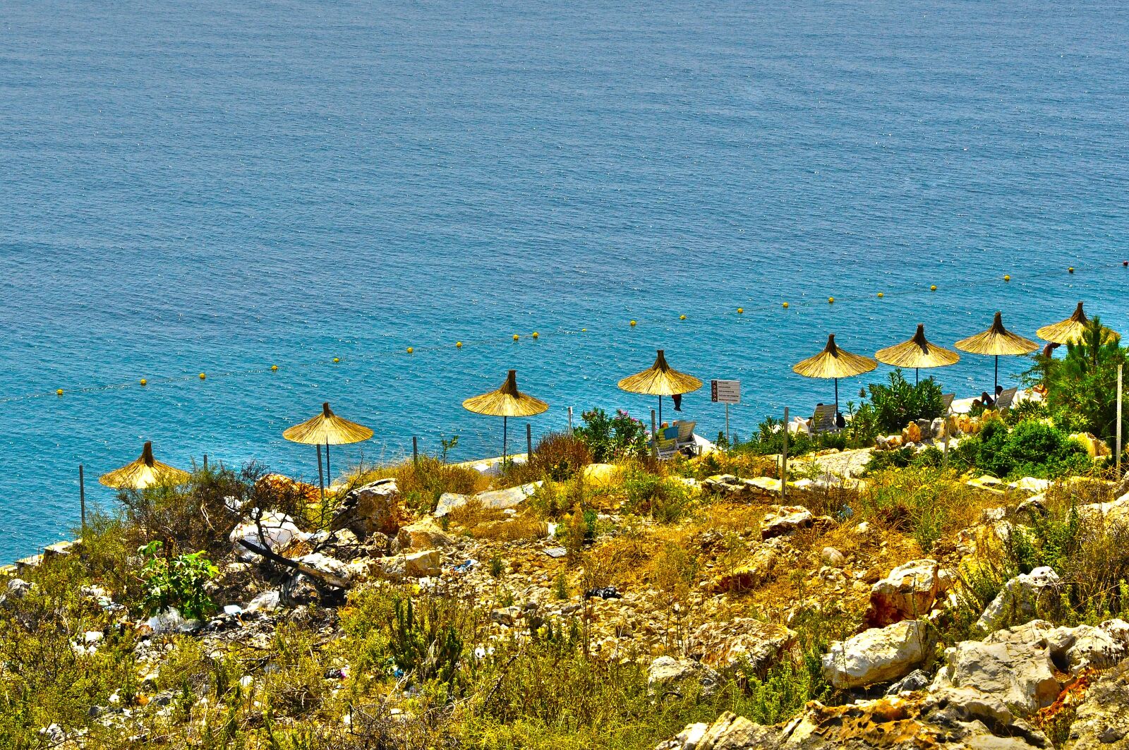 Nikon D90 sample photo. Beach, umbrella, summer photography