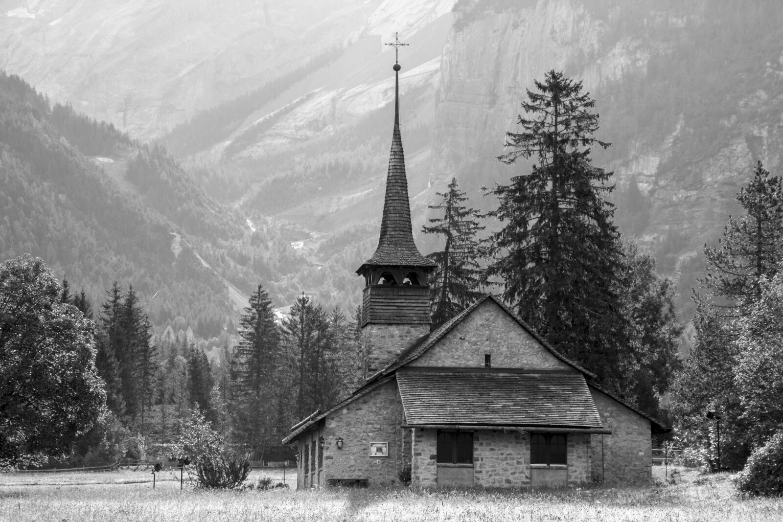 Canon EOS 70D sample photo. Church, mountains, chapel photography