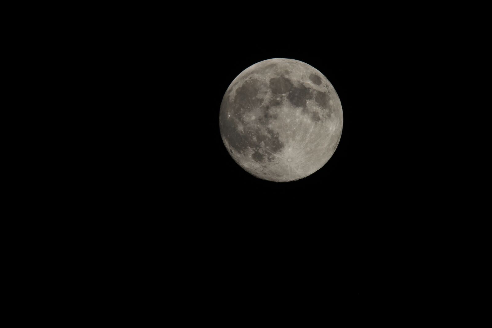 Canon EOS 7D sample photo. Moon, night, clear sky photography